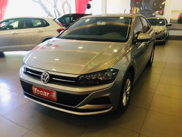 Volkswagen Virtus 1.6 MSI 16V (Flex)