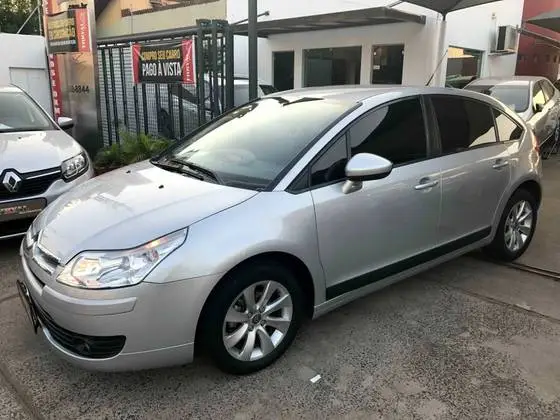 Citroën C4 GLX 1.6 (flex)