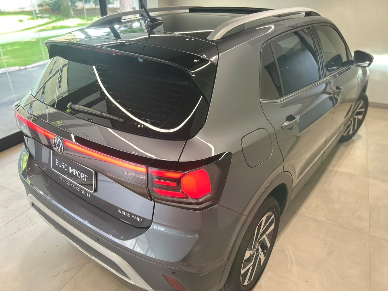 Volkswagen-T-Cross-Highline