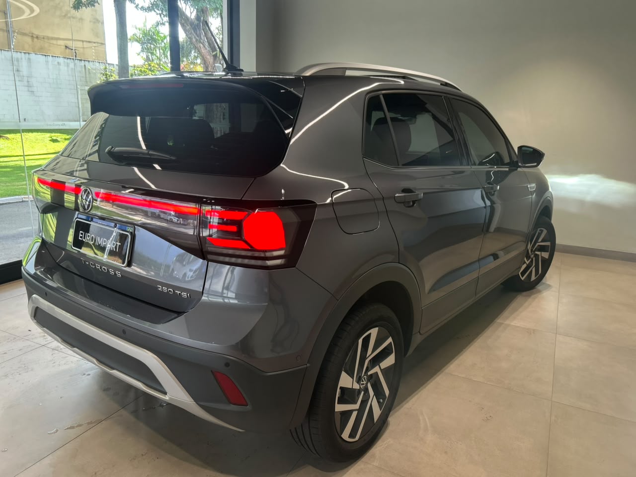 Volkswagen-T-Cross-Highline