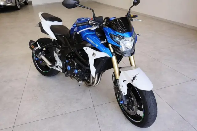Moto Suzuki GSR 750 2015 GSR 750A