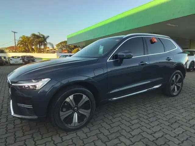 Carro Volvo XC60 2025 Recharge Plus 2.0
