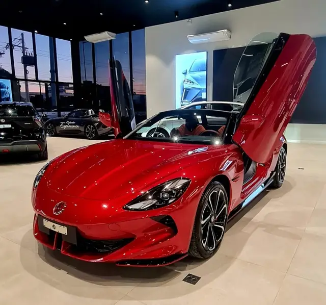 Carro MG Cyberster 2027 GT AWD
