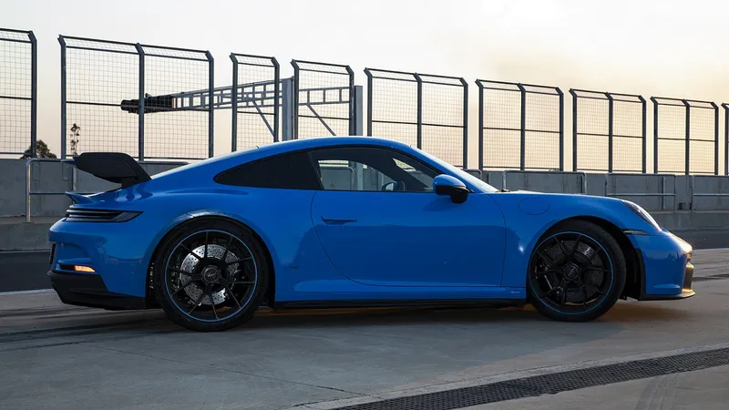 Avaliação: Porsche 911 GT3, esportivo raiz que resiste aos elétricos de luxo