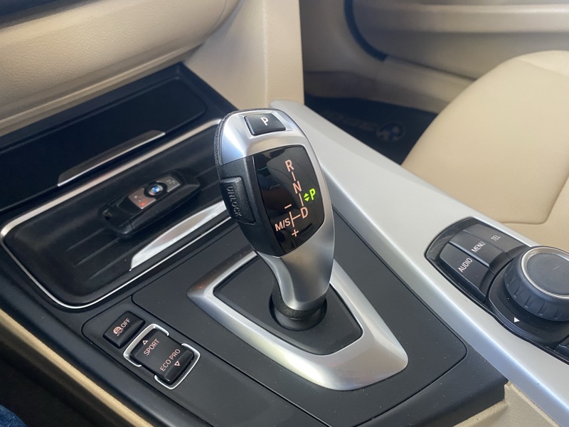 BMW 320i 320i 2.0