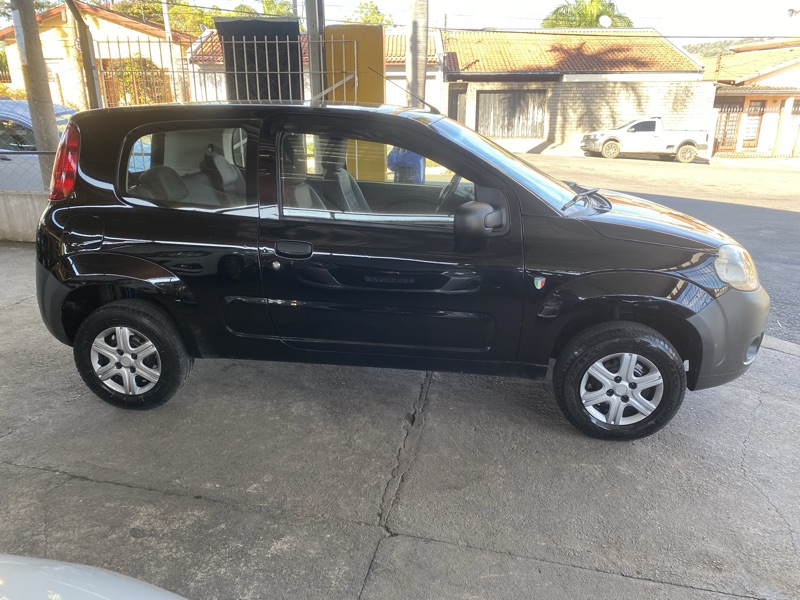 Fiat Uno Vivace 1.0 8V (Flex) 2p
