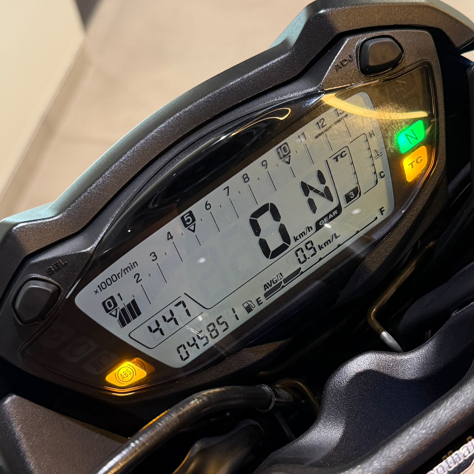 SUZUKI-GSX-S 1000-1000