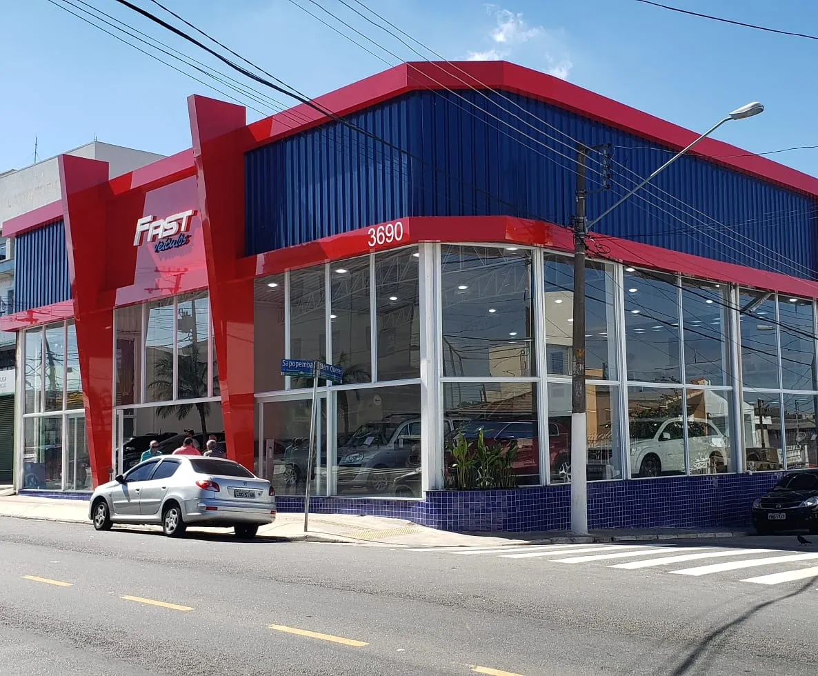 Fachada da loja Veículos à venda em Fast Veículos - São Paulo - SP | Mobiauto