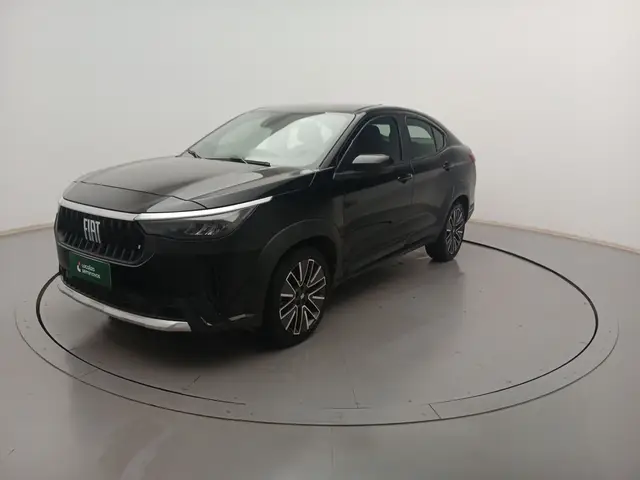 Carro Fiat Fastback 2026 Turbo 200