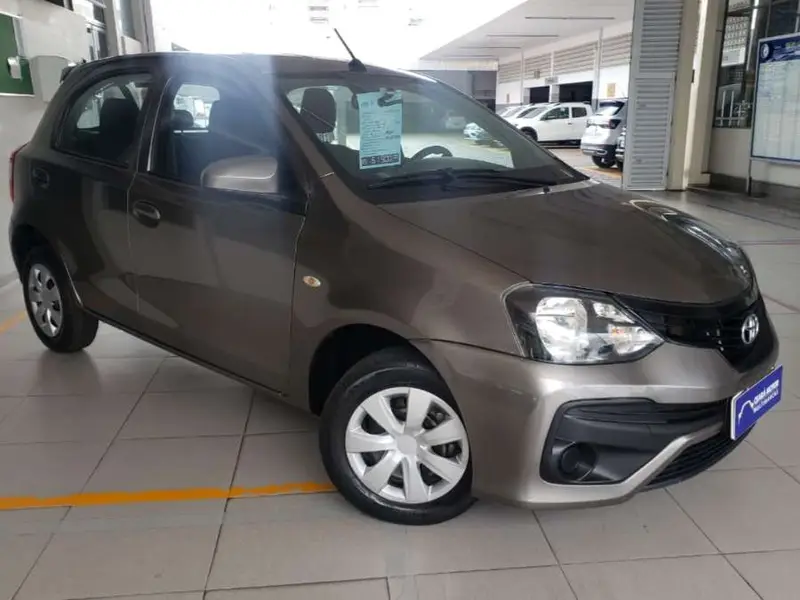 Toyota Etios X 1.3 (Flex)