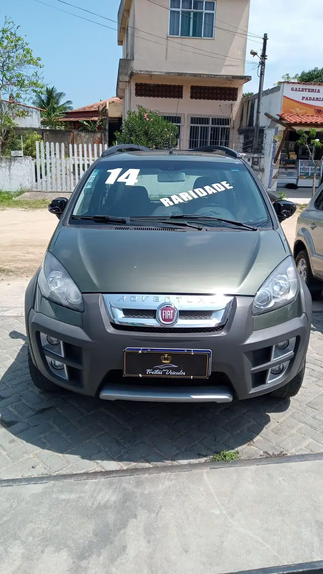Carro Fiat Idea 2014 Adventure 1.8 16V E.TorQ (Flex)