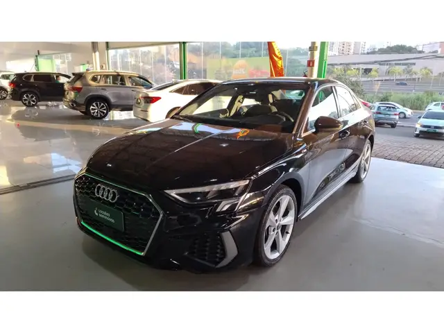 Carro Audi A3 2024 S-Line 2.0 TFSI S-Tron.(Híb.)