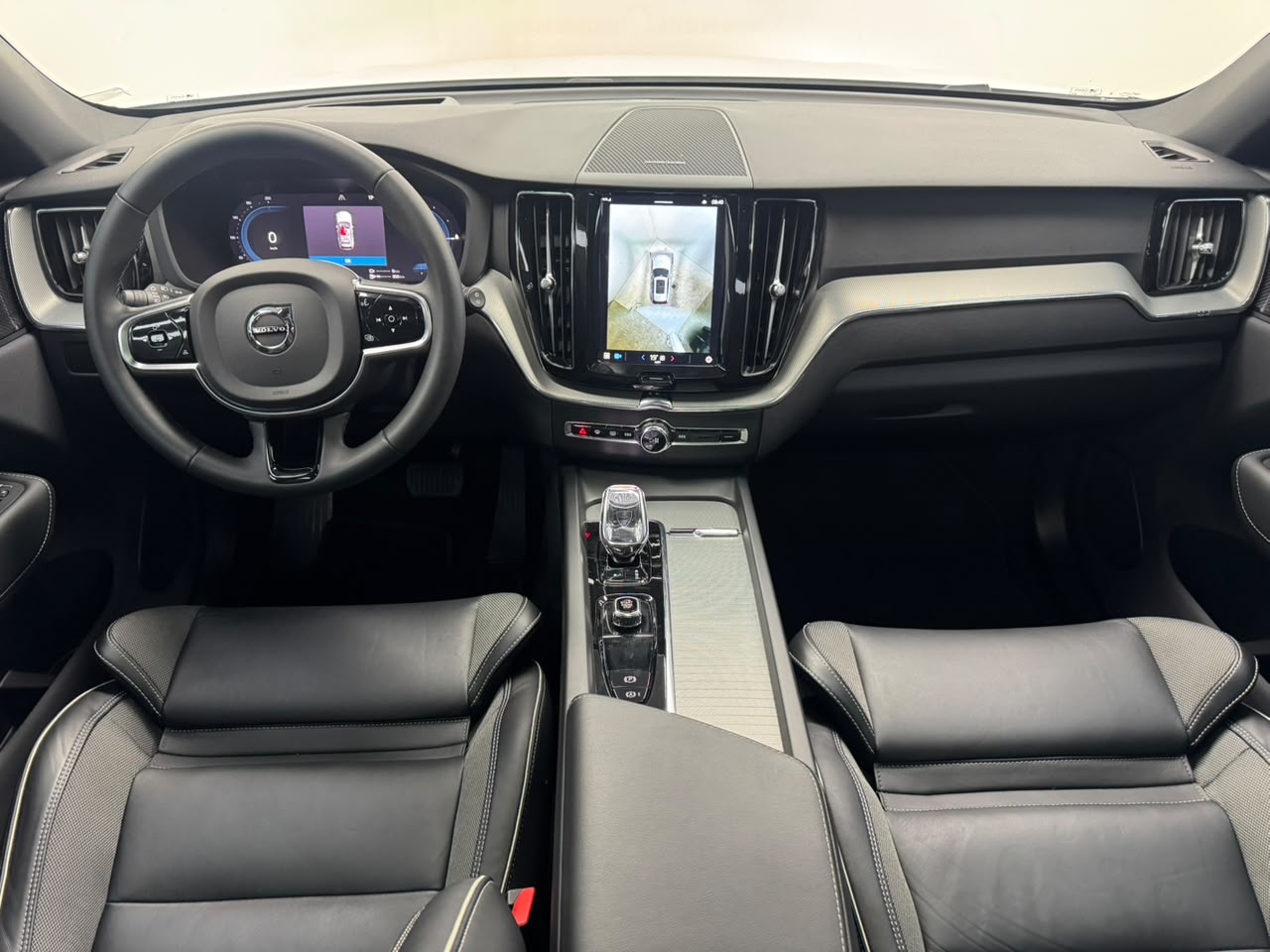 Volvo-XC60-Recharge Ultimate Dark 2.0