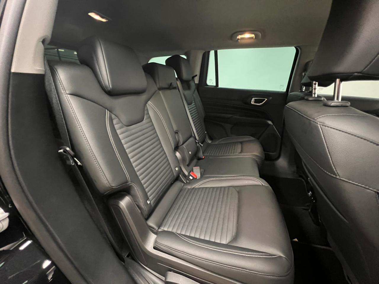 Jeep-Commander-Longitude 1.3 T270