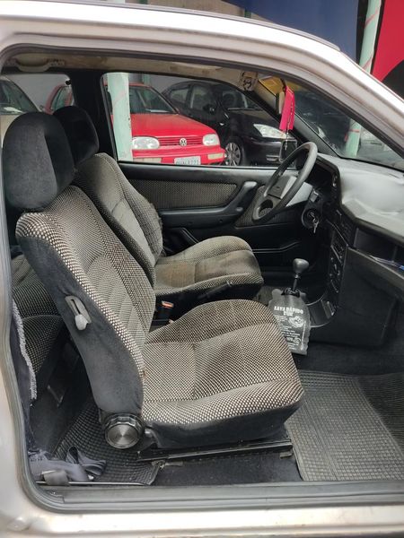 Kadett Hatch SLE 1.8 EFi