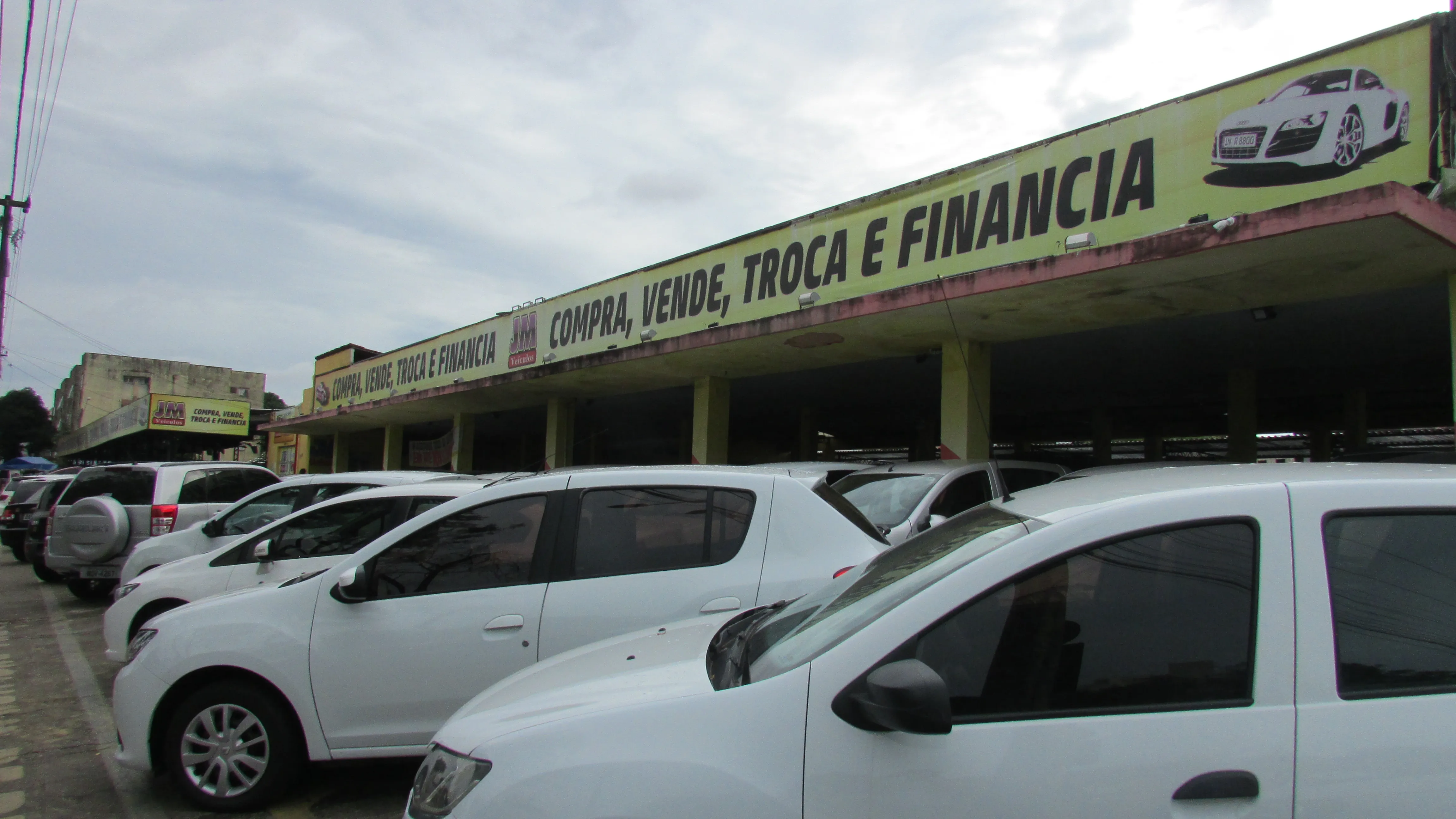 Fachada da loja Veículos à venda em Jm Veículos - Fortaleza - CE | Mobiauto