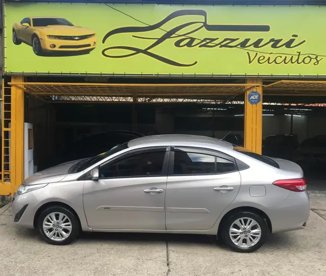 Carro Toyota Yaris Sedan 2019 1.5 XL Plus Tech CVT (Flex)