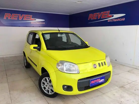 Fiat Uno Vivace 1.0 8V (Flex) 4p