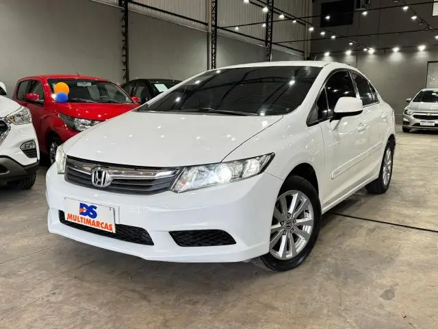 Carro Honda Civic 2015 LXS 1.8 i-VTEC (Aut) (Flex)