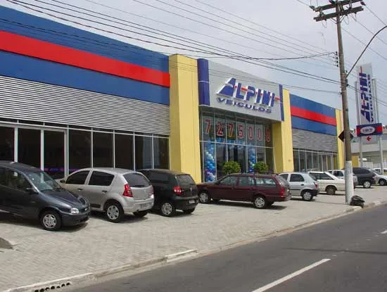 Fachada da loja Veículos à venda em Alpini Loja Amoreiras - Campinas - SP | Mobiauto