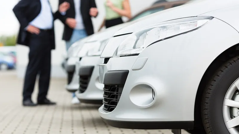 Marcas podem cobrar mais caro de quem já comprou um carro?