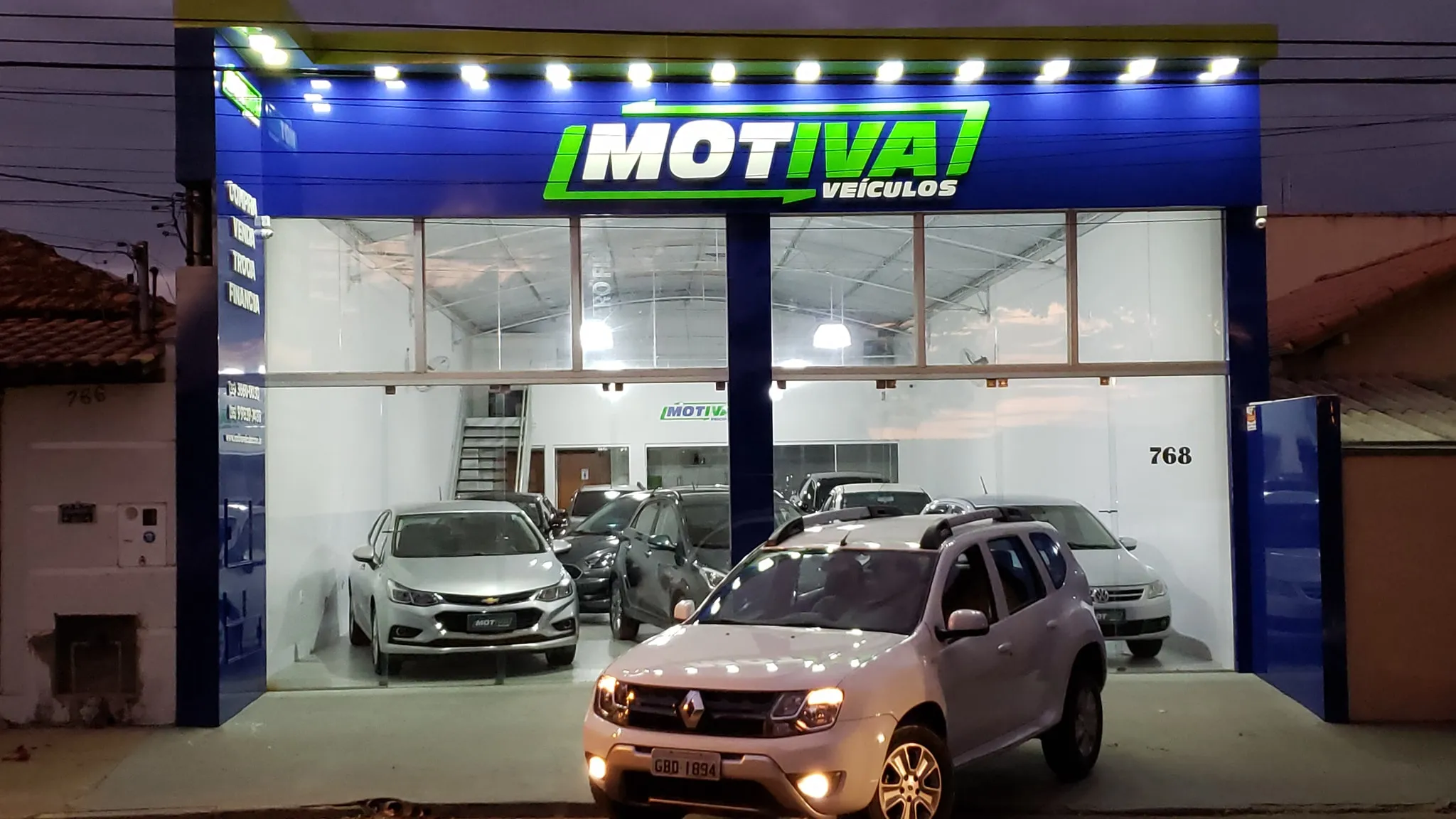 Fachada da loja Veículos à venda em MOTIVA VEÍCULOS E FINANCIAMENTOS - São Sebastião do Paraíso - MG | Mobiauto