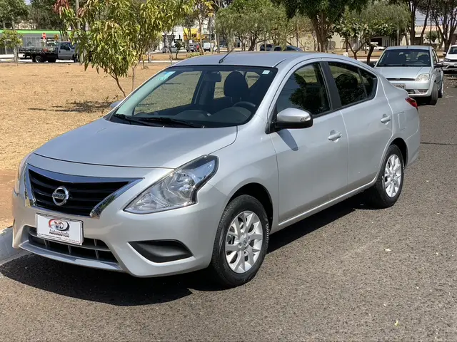 Carro Nissan Versa 2019 1.6 16V S FlexStart (Flex)
