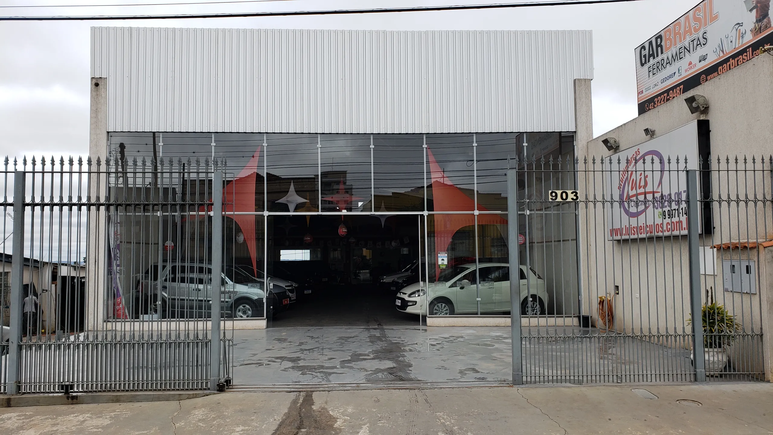 Fachada da loja Veículos à venda em Luis Veiculos - Ponta Grossa - PR | Mobiauto