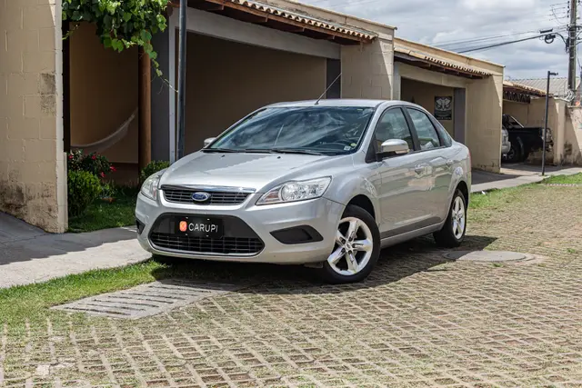 Carro Ford Focus Sedan 2009 GLX 2.0 16V Duratec