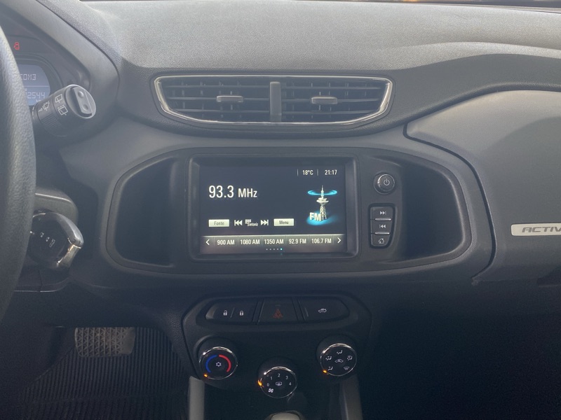Chevrolet Onix Activ 1.4 (Aut.)
