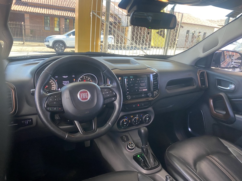 Fiat Toro 2.0 TDI Volcano Auto 4WD
