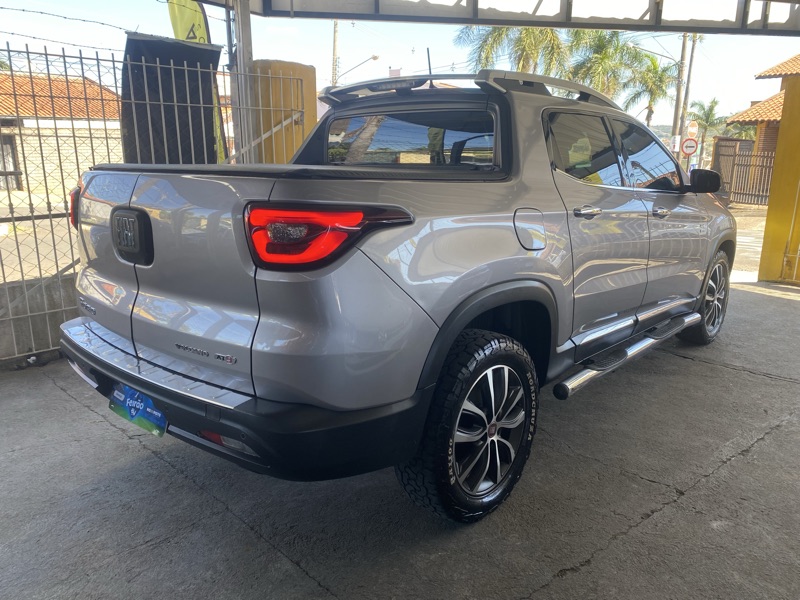 Fiat Toro 2.0 TDI Volcano Auto 4WD