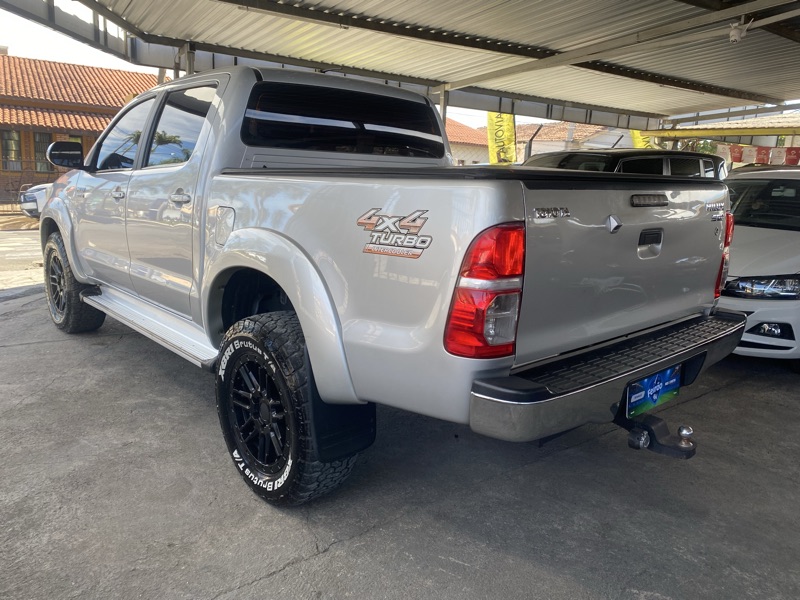 Toyota Hilux Cabine Dupla Hilux 3.0 TDI 4x4 CD SRV (Aut)