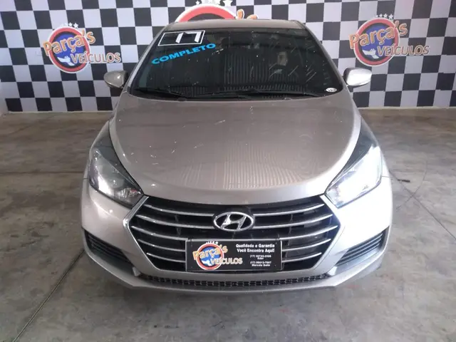 Carro Hyundai HB20S 2017 1.0 Comfort Style Turbo (Flex)