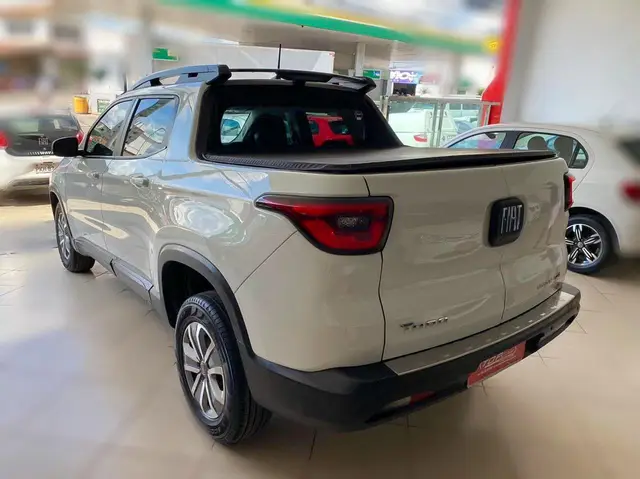 Carro Fiat Toro 2018 Freedom 1.8 AT6 4x2 (Flex)