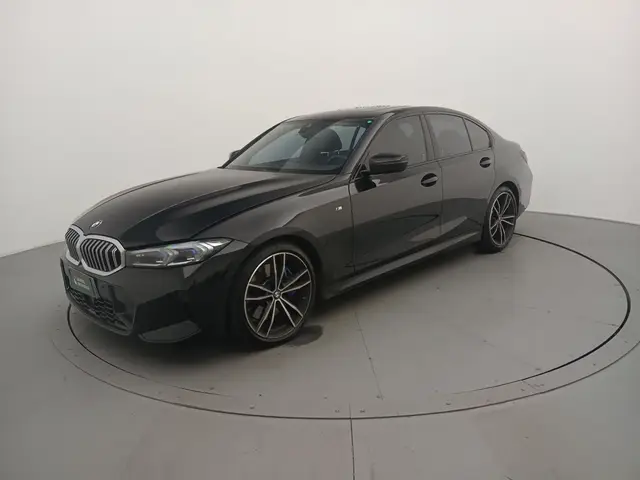 Carro BMW 320i 2024 M Sport 2.0 Turbo (Aut.)