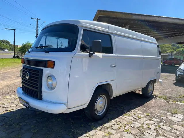 Carro Volkswagen Kombi 2011 Standard 1.4 (Flex)