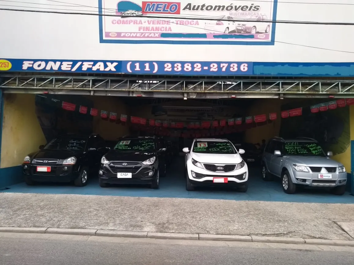 Fachada da loja Veículos à venda em Melo Automóveis - Guarulhos - SP | Mobiauto