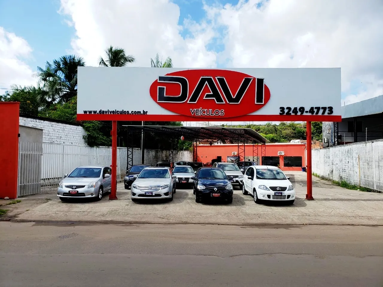 Fachada da loja Veículos à venda em Davi Veículos - São Luís - MA | Mobiauto