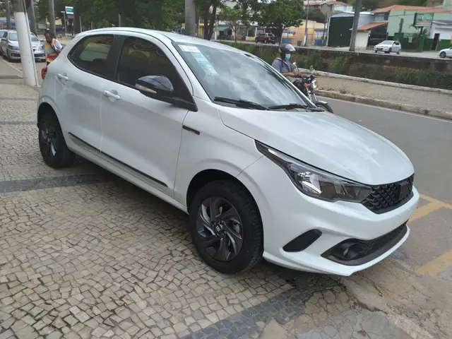 Carro Fiat Argo 2022 Drive 1.3 S-Design (Flex)