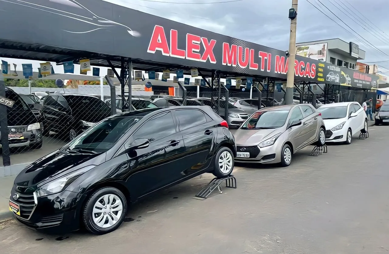 Fachada da loja Veículos à venda em ALEX MULTIMARCAS - Mococa - SP