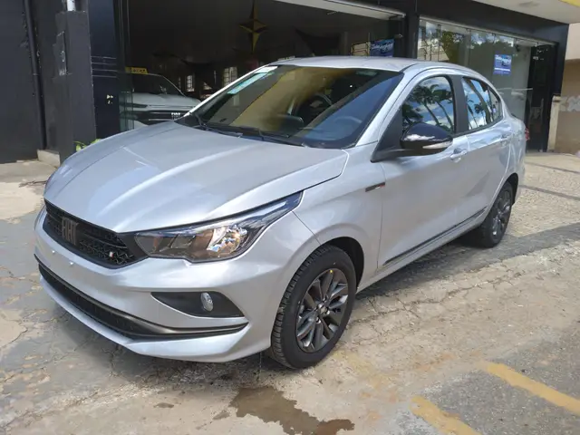 Carro Fiat Cronos 2022 Drive 1.3