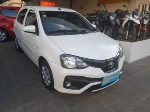 Toyota Etios Sedan 2019 X 1.5 (Aut) (Flex)