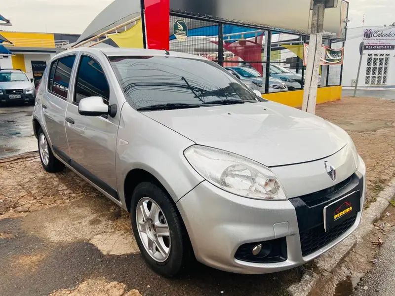 Renault Sandero Expression 1.6 8V (flex)