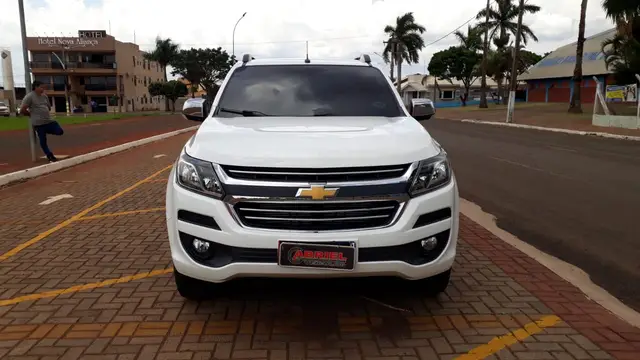Carro Chevrolet S10 Cabine Dupla 2017 S10 2.8 CTDI LT 4WD (Cabine Dupla) (Aut)