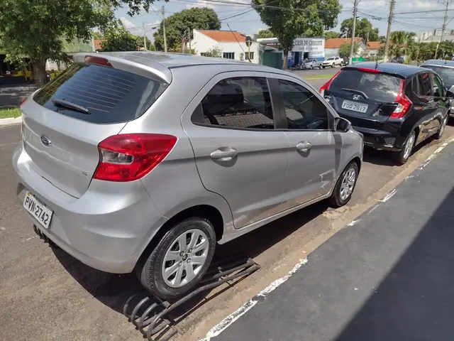 Carro Ford Ka 2015 SE 1.5 16v (Flex)