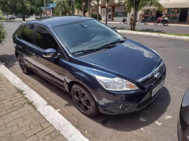 Carro Ford Focus Hatch 2012 2.0 16V Flex