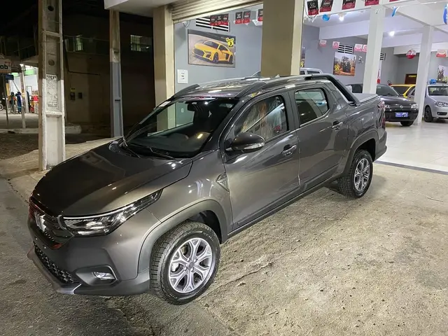 Carro Fiat Strada 2022 Volcano 1.3 CD (Flex)