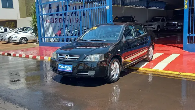 Carro Chevrolet Astra Sedan 2008 Advantage 2.0 (Flex)