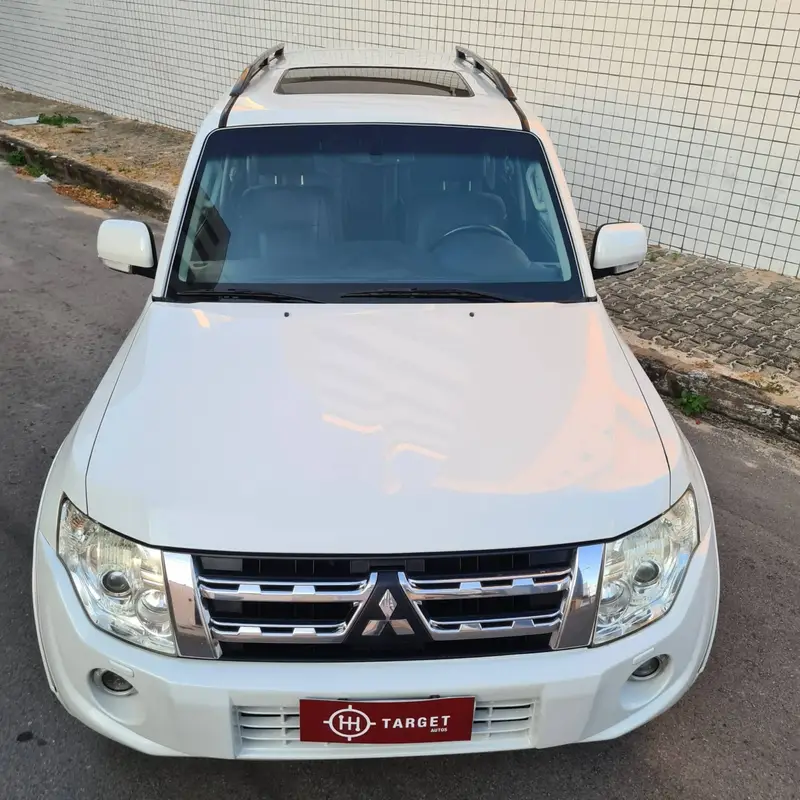 Mitsubishi Pajero Full 3.2 DI-D 5D HPE 4WD